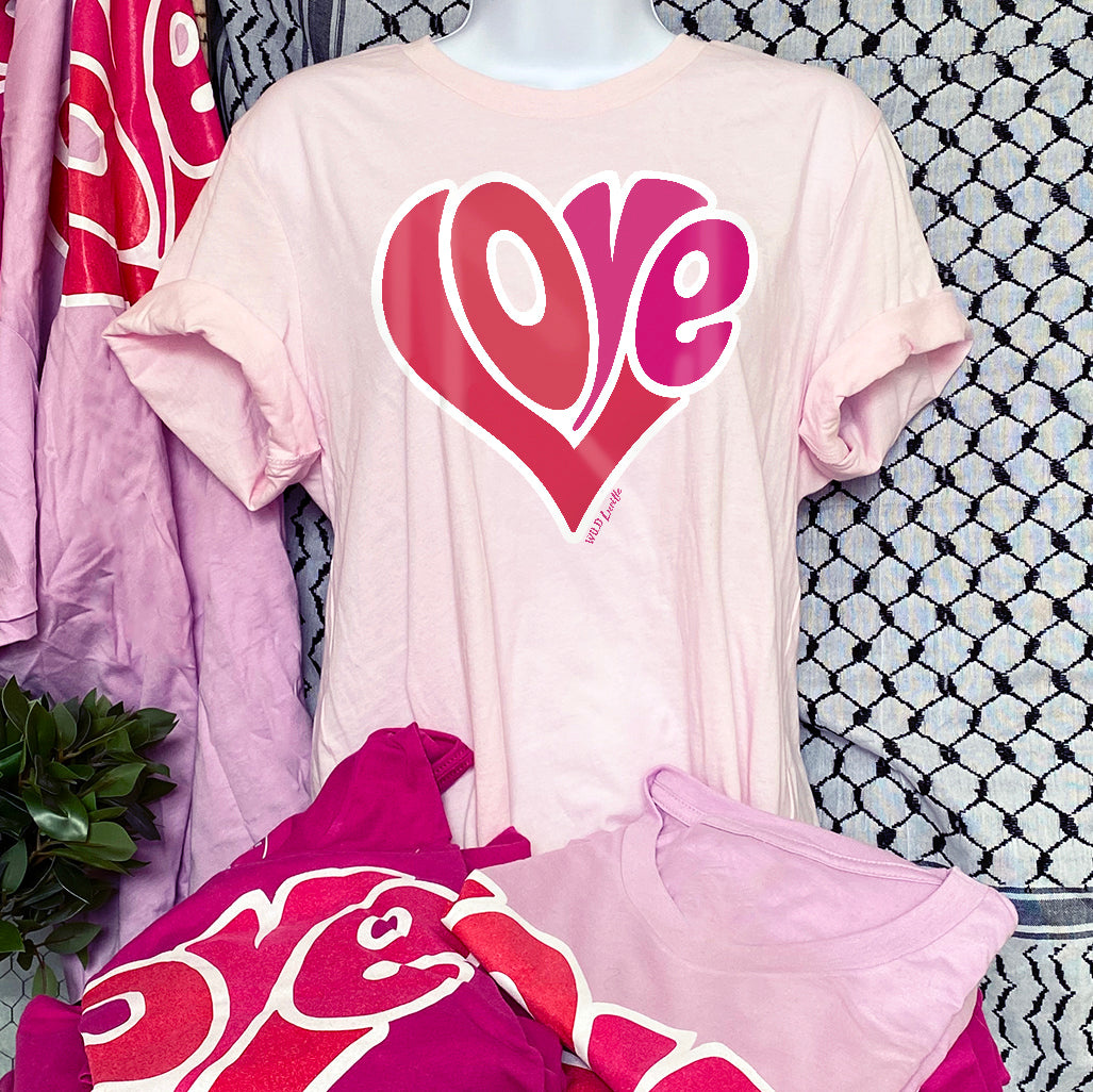 Retro Love Heart Print - Graphic Unisex Crewneck Tees